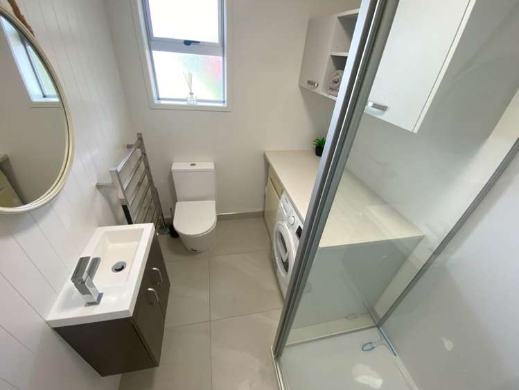 14A Valkyria Place Beach Haven_12