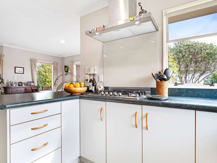 26 Duggan Drive Owhata_1