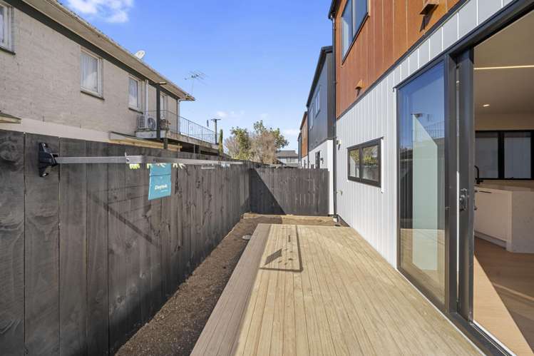 5/32 Bradbury Road Botany Downs_7