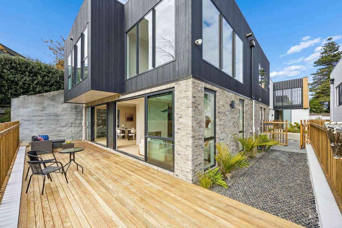 12 Kingsview Road_1