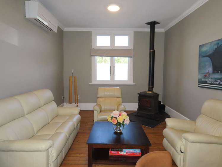 28 Broadway Reefton_25