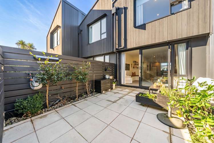 19b Cuba Street Petone_17