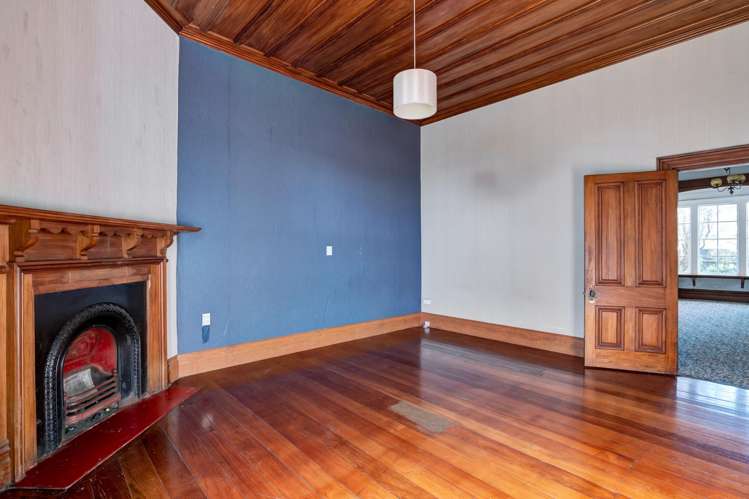 76 South Road Manaia_15
