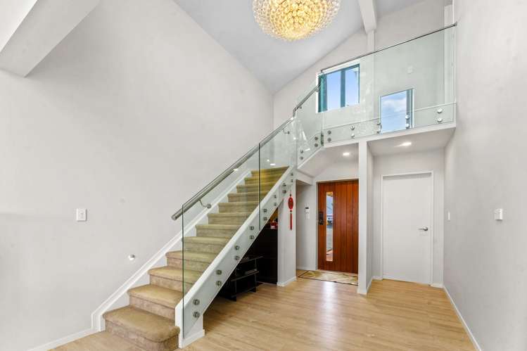 126-128 Lax Crescent Leigh_28