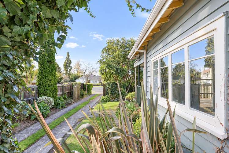 12 Devon Street Glenholme_35