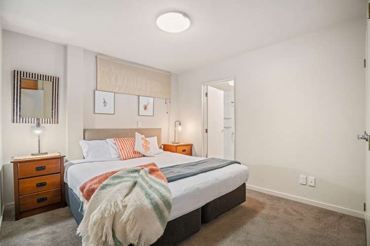 1/201 Beetham Street Queenstown_16