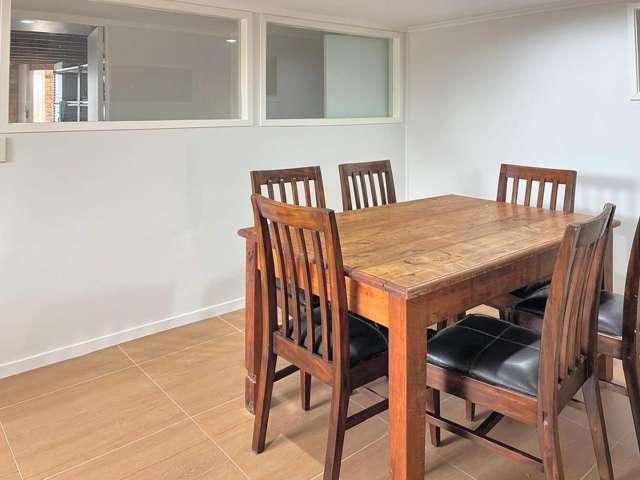 26A Hepburn Road 1669_3