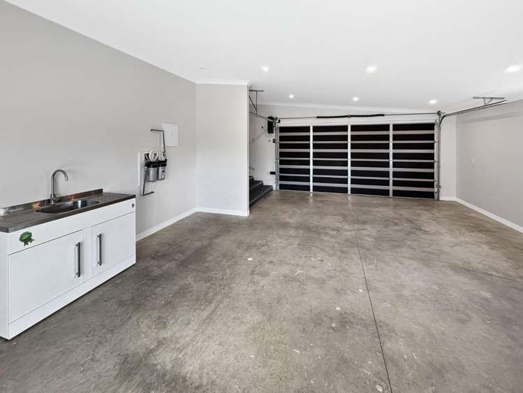 64 Swinburn Street 1192_11