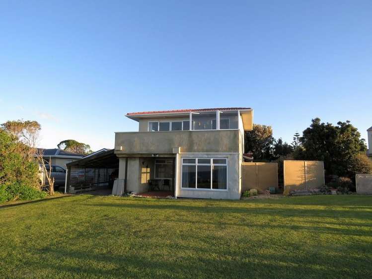 17 Guthrie Crescent Castlepoint_19