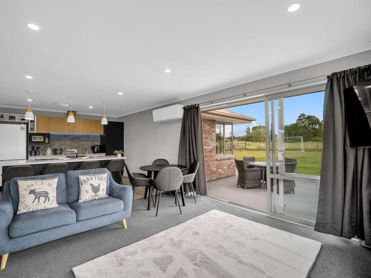 33B Devils Bridge Road Weston_7