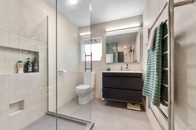 2 Rosetti Rise West Harbour_4