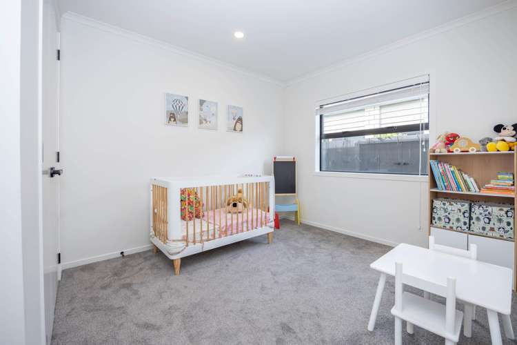 67 Probert Crescent Chartwell_9