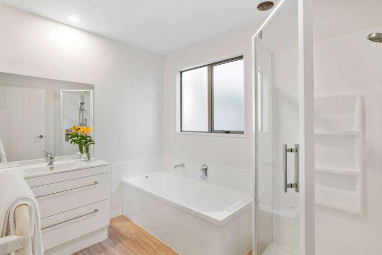 17a Mataraki Place Wanaka_11