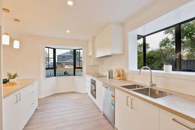 51 Laing Crescent Heathcote Valley_3