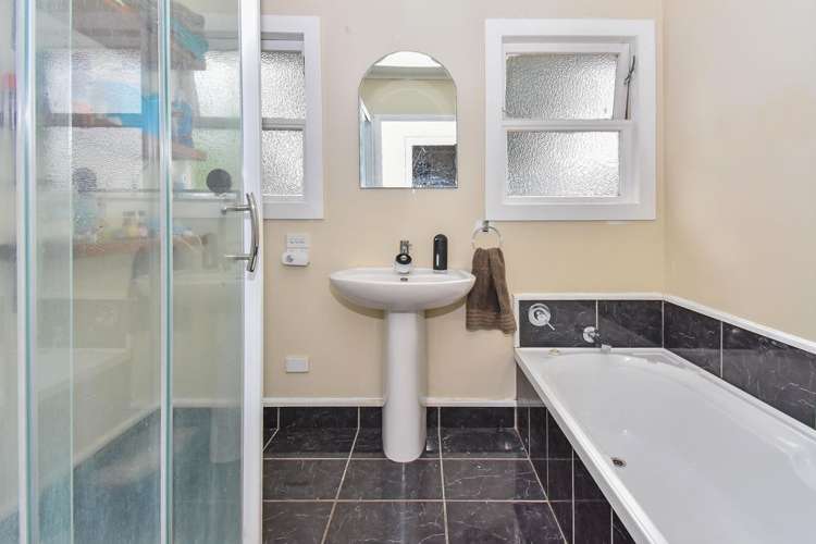 159 Old Wairoa Road Papakura_11