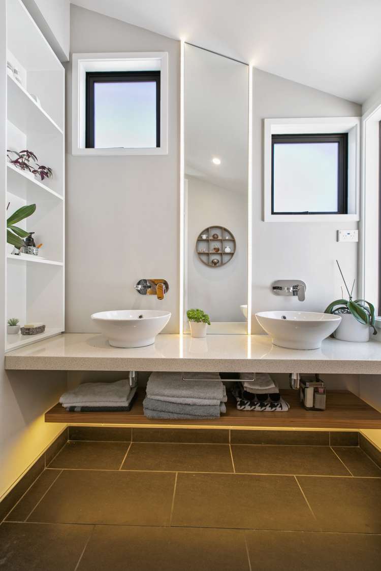 2/32 Sea Vista Avenue Beach Haven_12