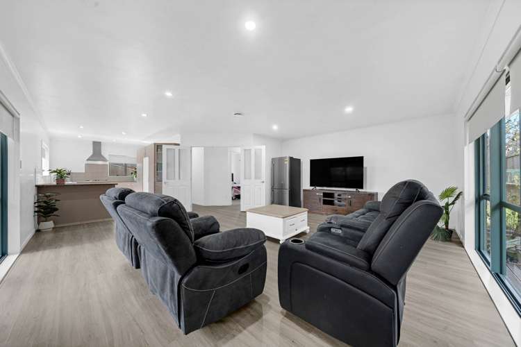 102A Tui Road Papatoetoe_13