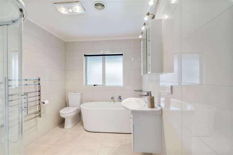 2 Baxendale Drive Westbrook_19