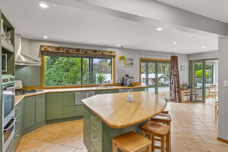 2 Southleigh Raumati South_6