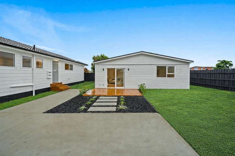 17 Desmond Place Otara_15