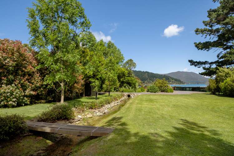 5732 Kenepuru Road Waitaria Bay Marlborough Houses for Sale One