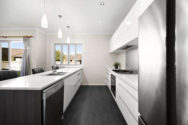 27 Teatree Close Huntington_3