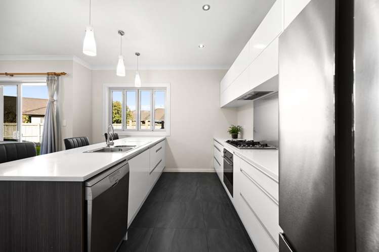 27 Teatree Close Huntington_3