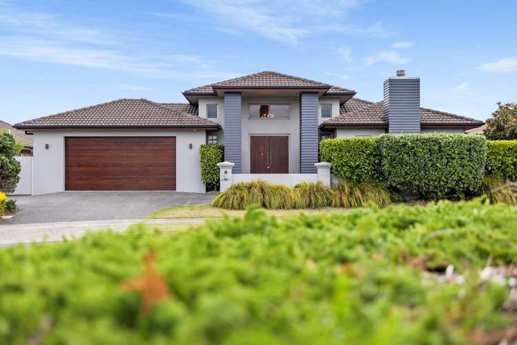 42 Palm Springs Boulevard_0