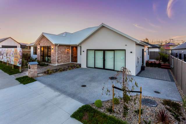 Premium Show Home Living at 12 MacGregor Lane