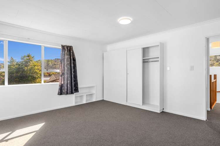 1/4 Maitland Avenue Stoke_12