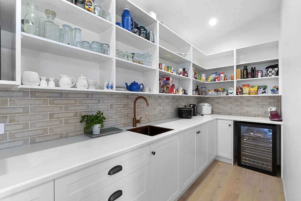 132 Henwood Road_3