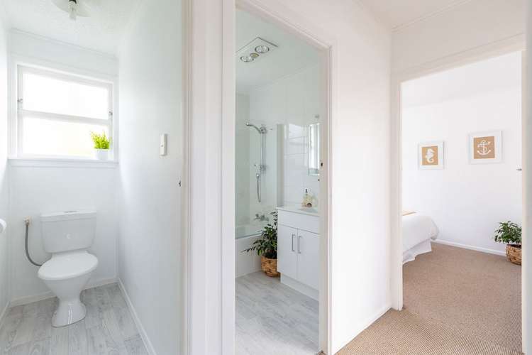 1/73a Salisbury Road Birkdale_13