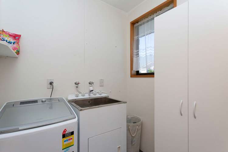 1/2 Takapu Place Bromley_9