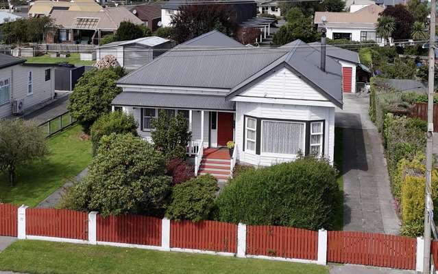 77 Charlotte Street Balclutha_1