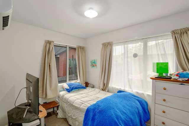 18e Defoe Place Waltham_4