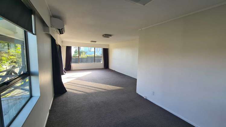 64 Cypress Drive Maungaraki_5