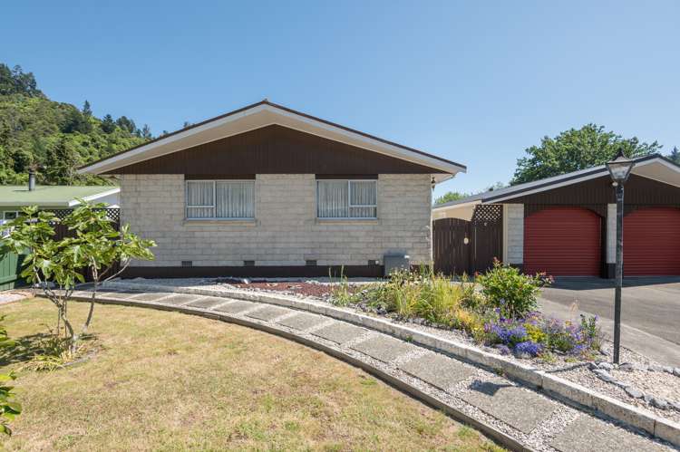 4 Burn Place The Brook_0