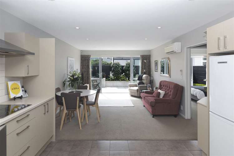 2/2 Hamilton Avenue Ilam_4