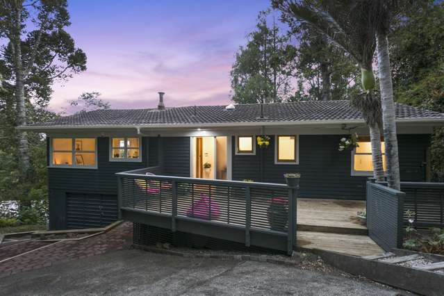 43 Takahe Road Titirangi_1