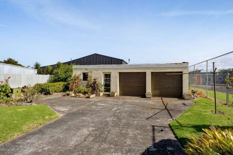 16 Old South Road Okato_23