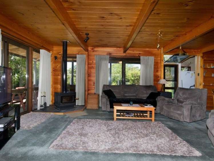 16 Dickens Lane Otamatea_5