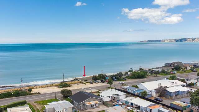 7 Clifton Road Haumoana_1