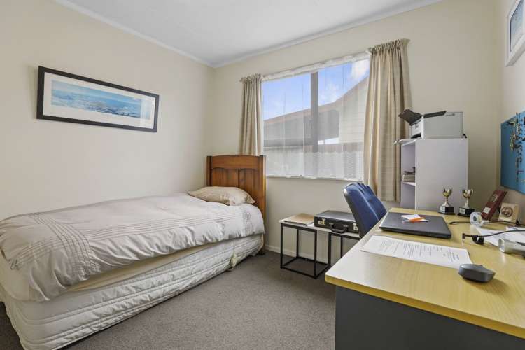 2/153 Spa Road Taupo_10