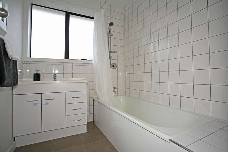 12 Tinokore Street Hei Hei_19