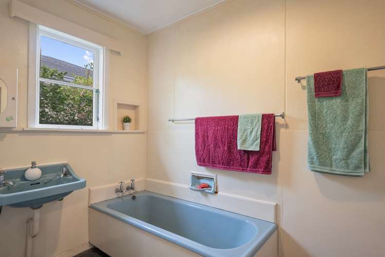 106 Wellington Road Paekakariki_11