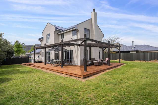 Modern Two Storey Home in a Great Location