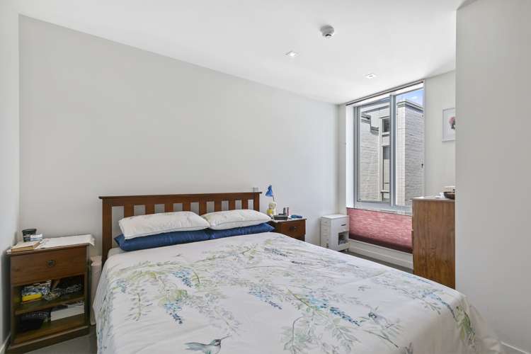 8f/10 Lorne Street Te Aro_6