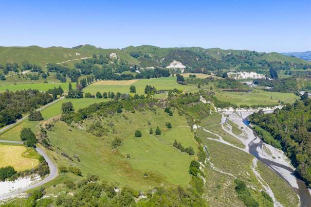 1691 Kawhatau Valley Road Mangaweka_1