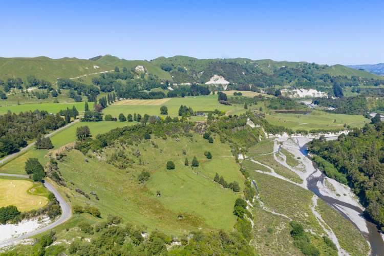 1691 Kawhatau Valley Road Mangaweka_1