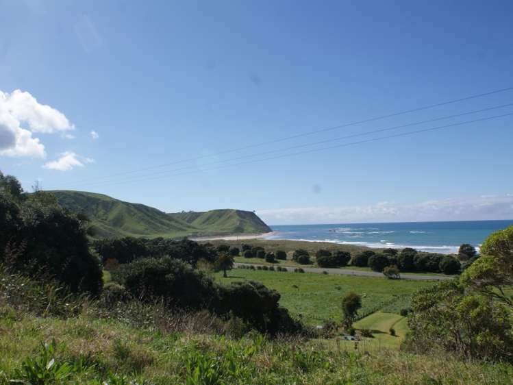 1089 Whangara Road Pouawa_5